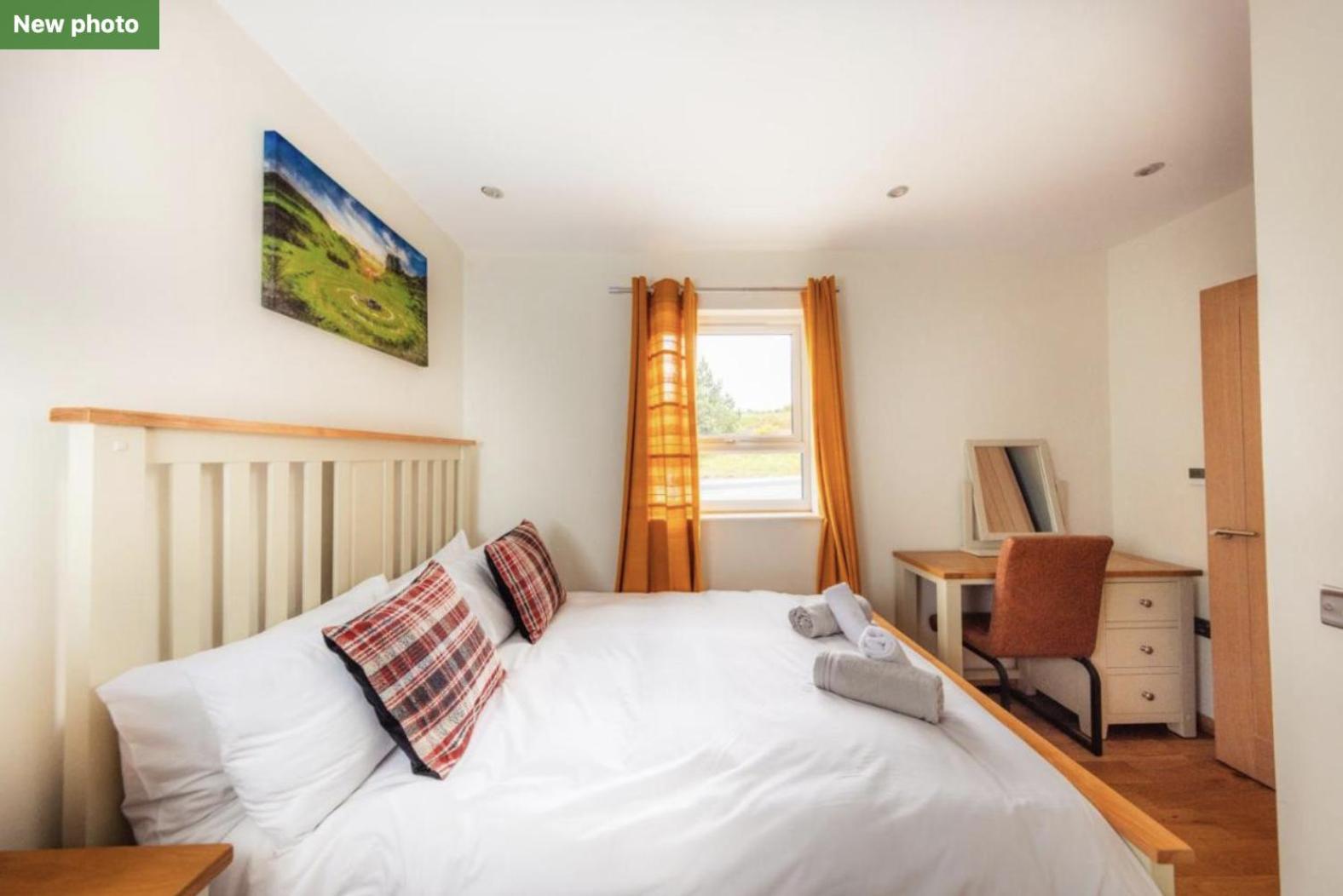 Luxury Cottage With Stunning Views Near Fairy Pools - School House 3 カーボスト エクステリア 写真