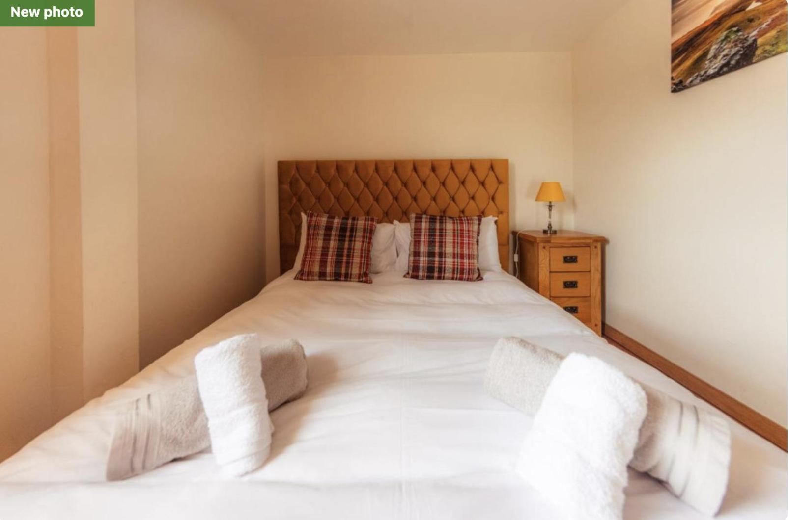 Luxury Cottage With Stunning Views Near Fairy Pools - School House 3 カーボスト エクステリア 写真
