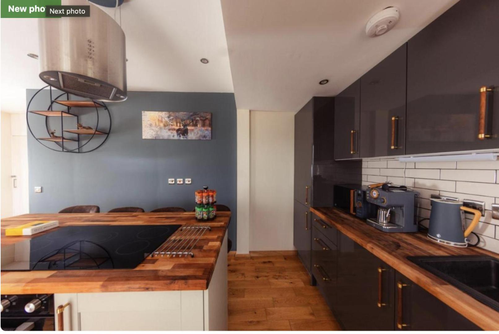 Luxury Cottage With Stunning Views Near Fairy Pools - School House 3 カーボスト エクステリア 写真
